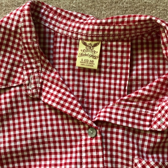 Lacy Ruffle Shorts - Picture 2 of 4